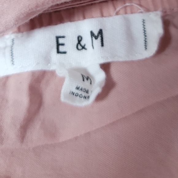 E & M Embroidered Boho Top - Picture 3 of 4
